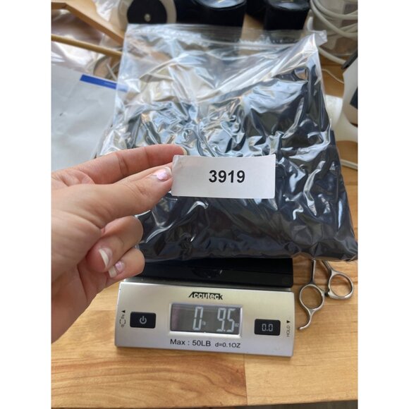 Tahari Mens Italian Merino Wool V-Neck Pullover Sweater Size L Preppy Academia - Picture 9 of 9